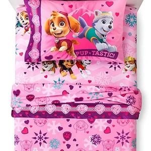 Paw Patrol bed sheets (twin)